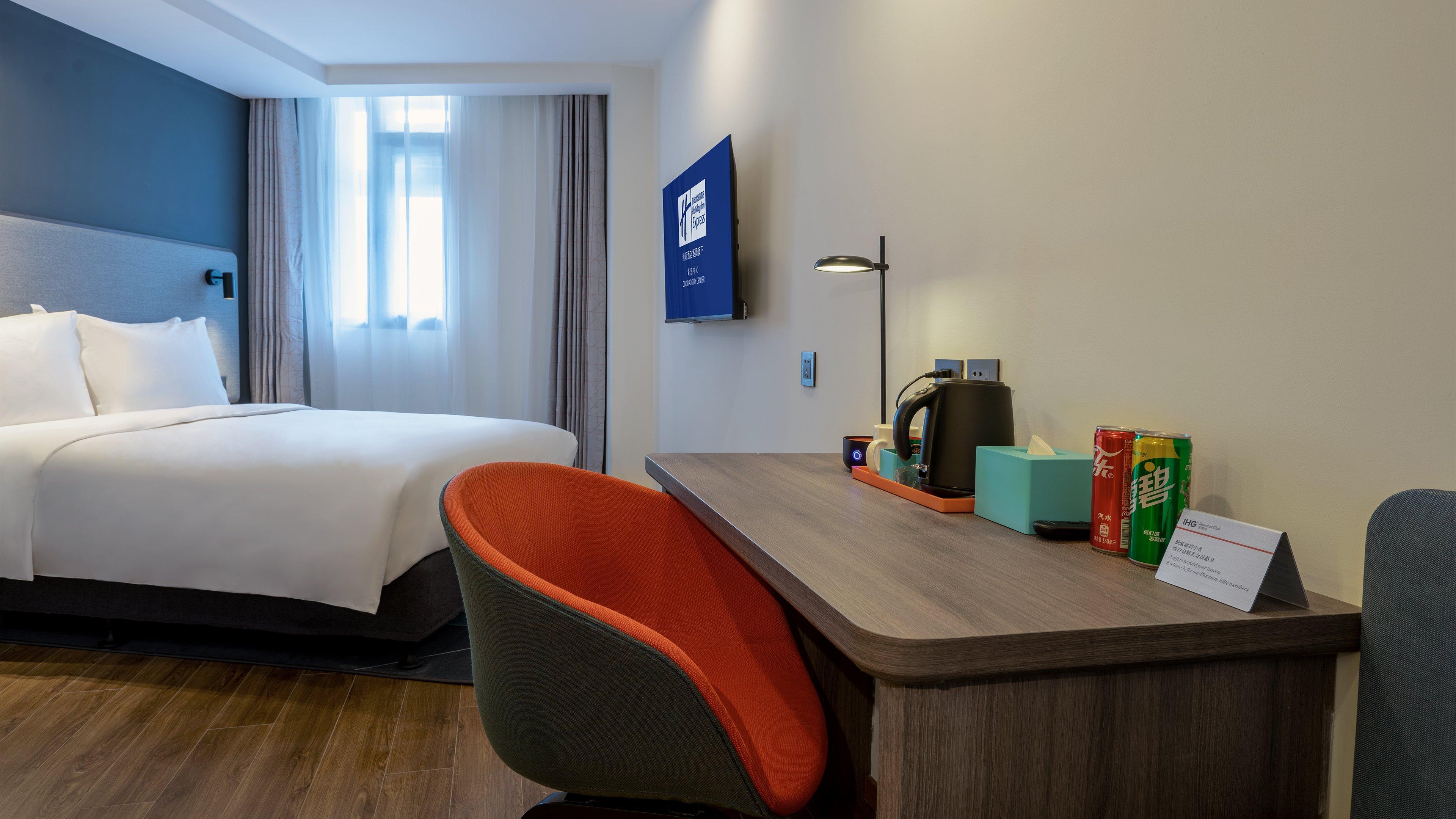 Holiday Inn Express Qingdao City Center By Ihg Exterior photo