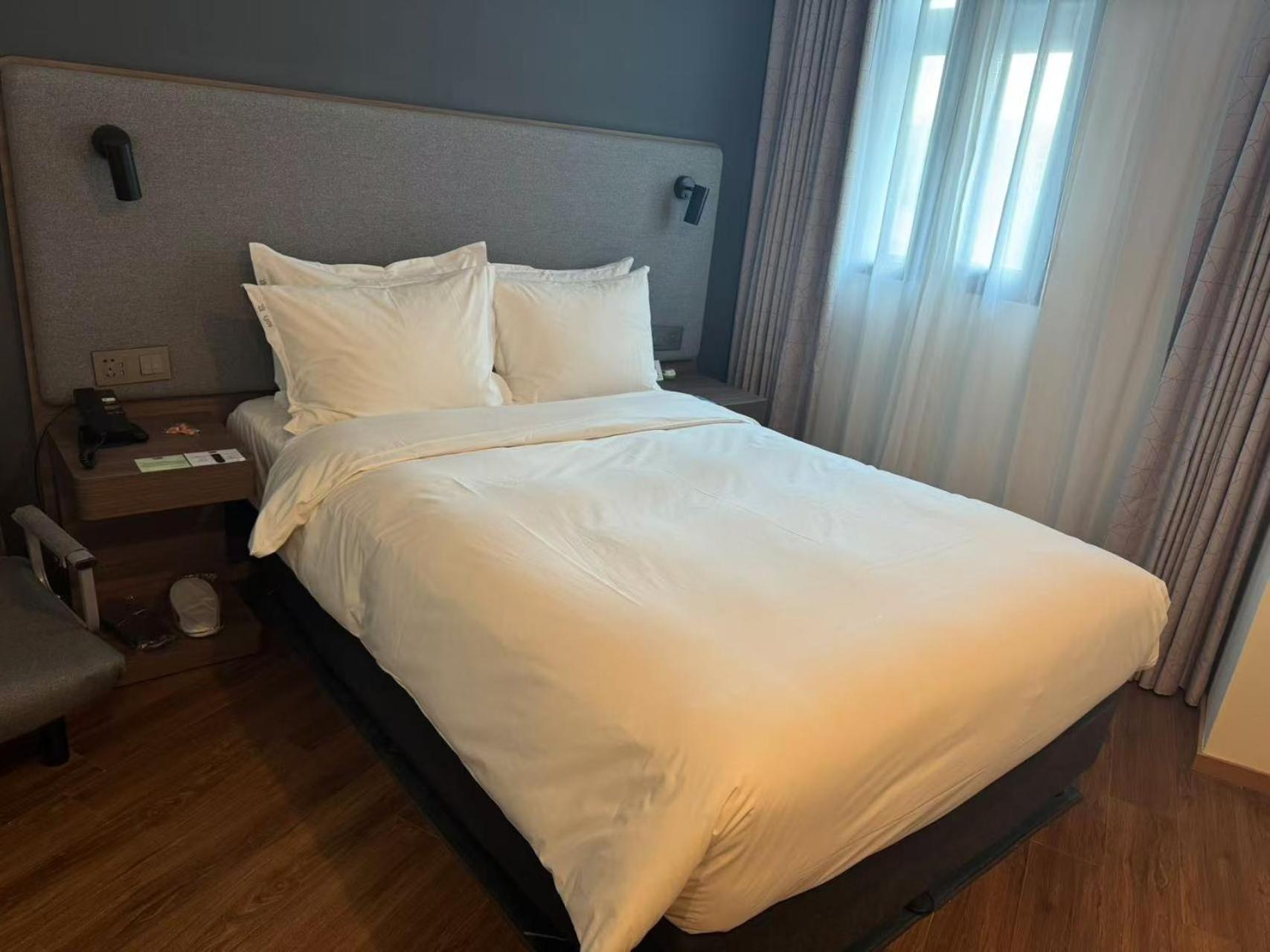 Holiday Inn Express Qingdao City Center By Ihg Exterior photo